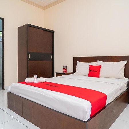 Reddoorz @ Wisma Pangrango Palangka Raya Eksteriør bilde