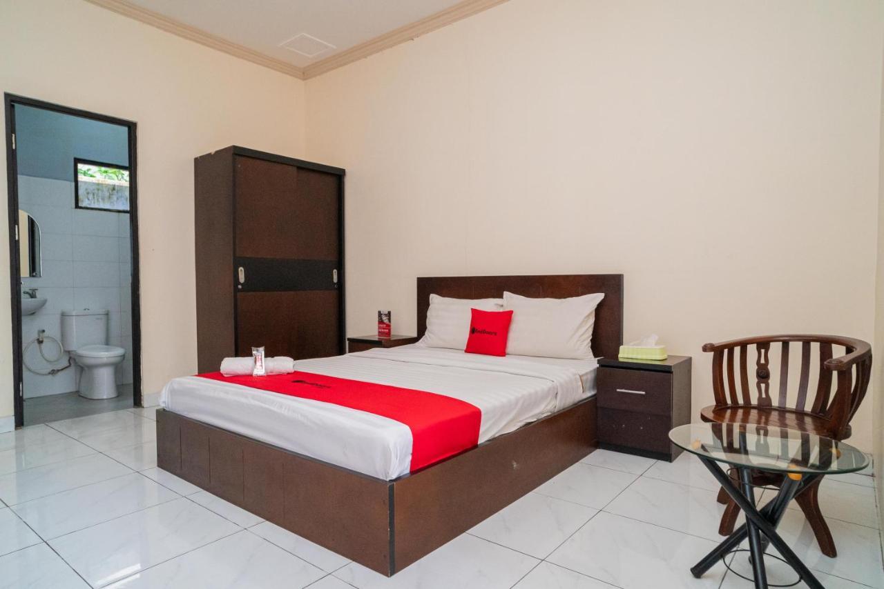Reddoorz @ Wisma Pangrango Palangka Raya Eksteriør bilde