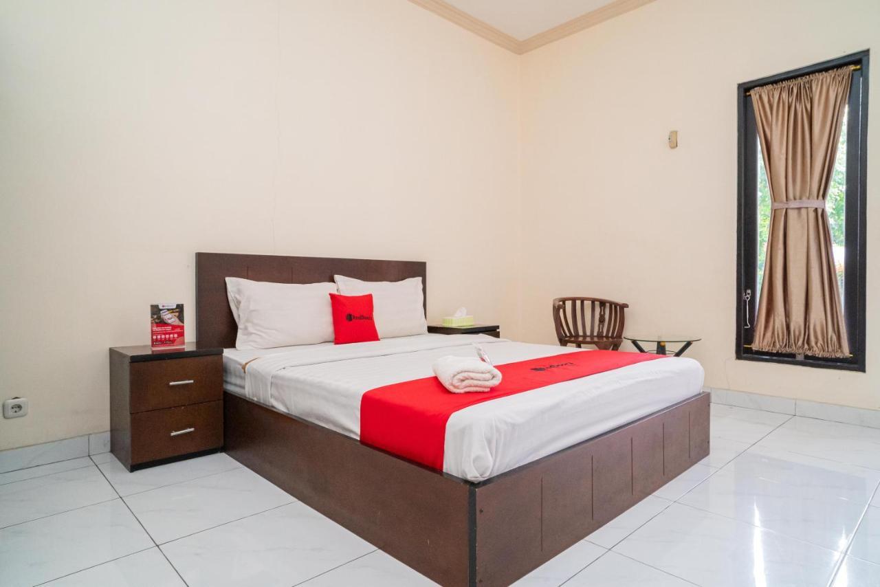 Reddoorz @ Wisma Pangrango Palangka Raya Eksteriør bilde