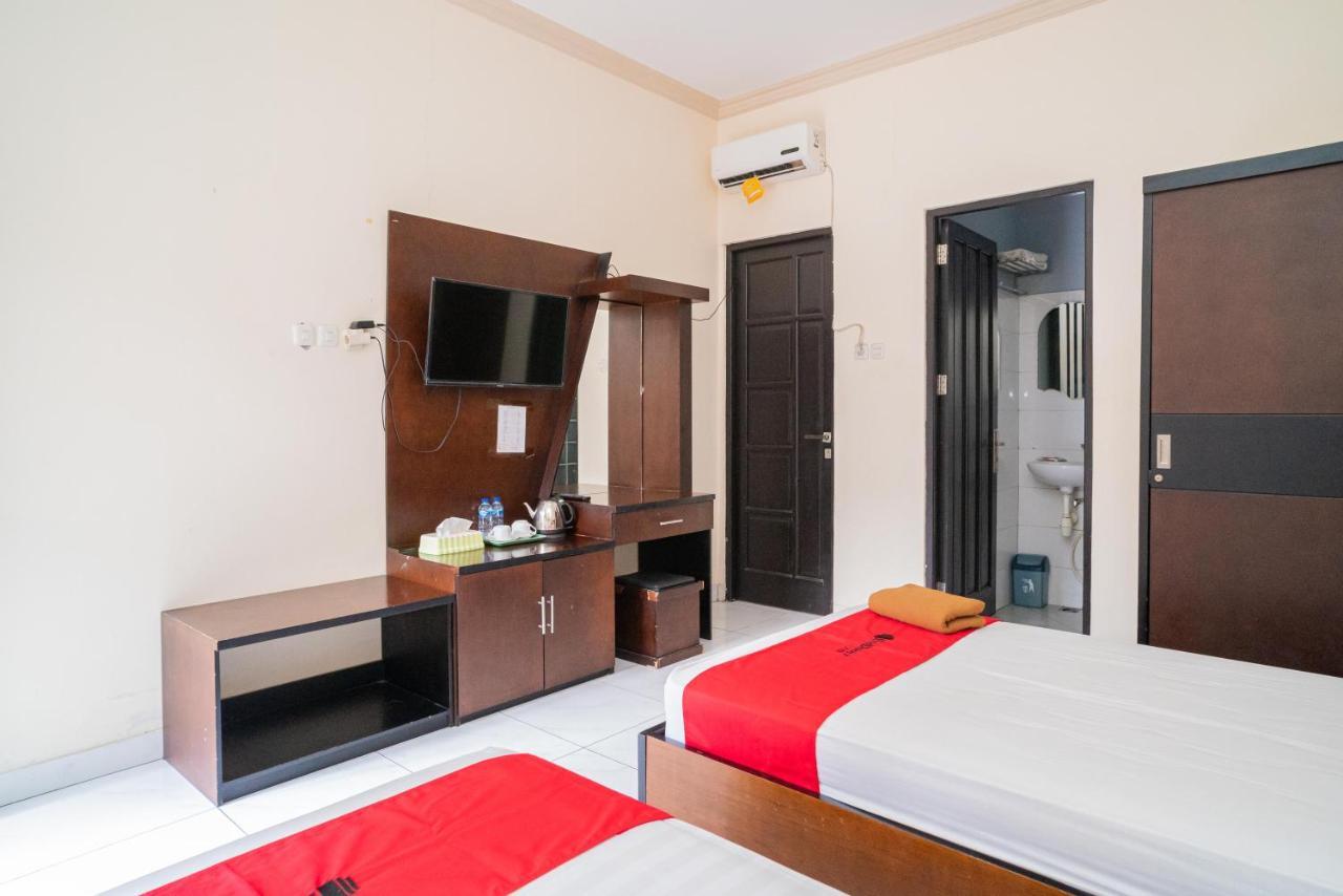 Reddoorz @ Wisma Pangrango Palangka Raya Eksteriør bilde